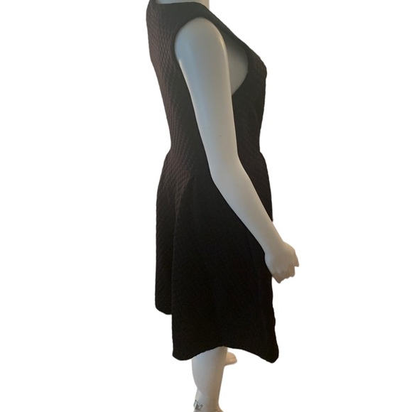 Anthropologie Leifsdottir Sleeveless zip black dress Size 10 - Picture 9 of 11